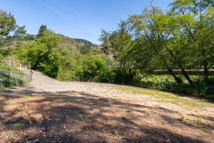 2570 Purisima Creek Road, Half Moon Bay, California 94019