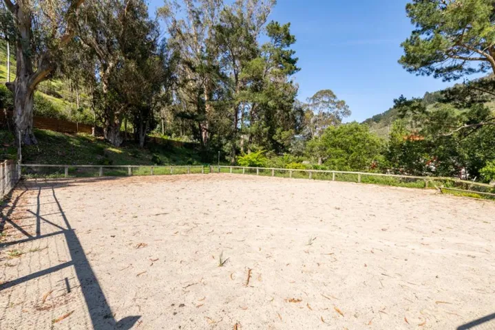 2570 Purisima Creek Road, Half Moon Bay, California 94019