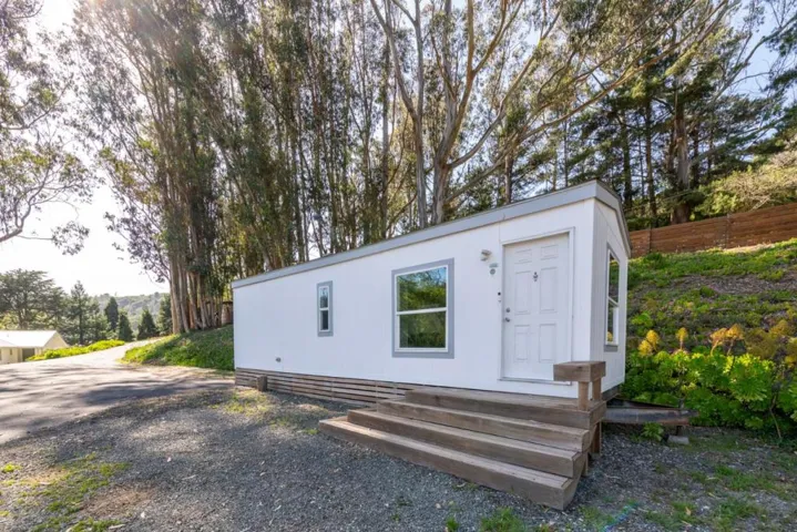 2570 Purisima Creek Road, Half Moon Bay, California 94019