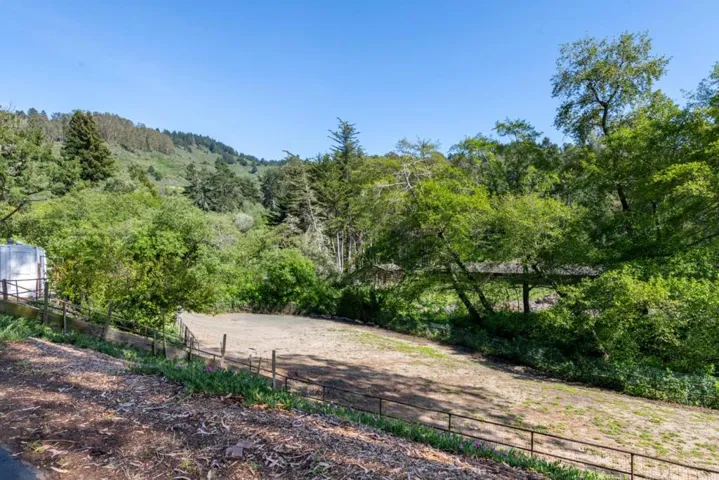 2570 Purisima Creek Road, Half Moon Bay, California 94019