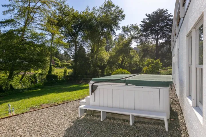 2570 Purisima Creek Road, Half Moon Bay, California 94019