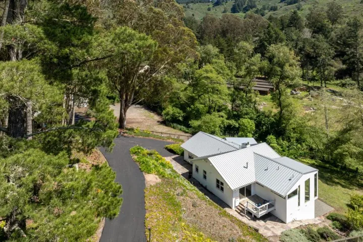 2570 Purisima Creek Road, Half Moon Bay, California 94019