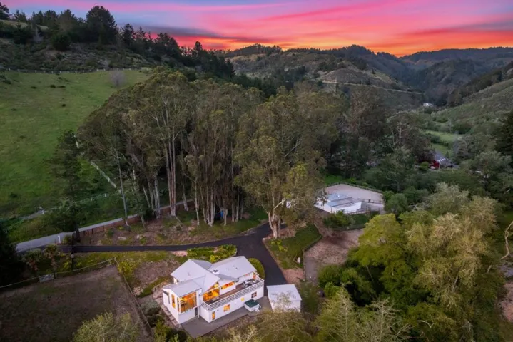 2570 Purisima Creek Road, Half Moon Bay, California 94019