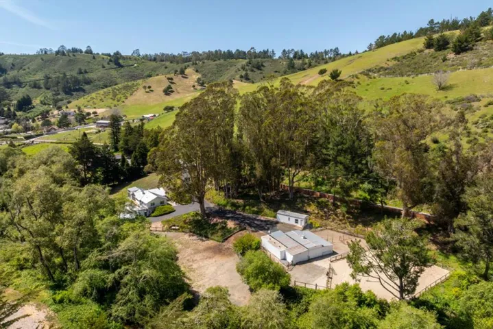 2570 Purisima Creek Road, Half Moon Bay, California 94019