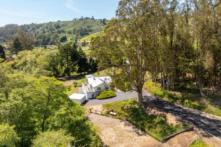 2570 Purisima Creek Road, Half Moon Bay, California 94019