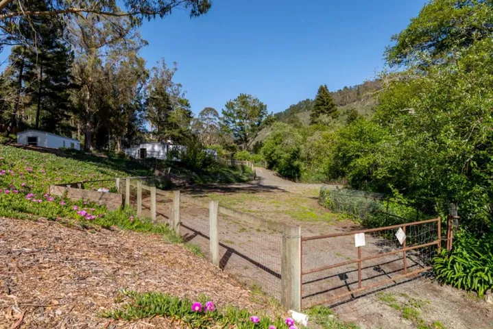 2570 Purisima Creek Road, Half Moon Bay, California 94019