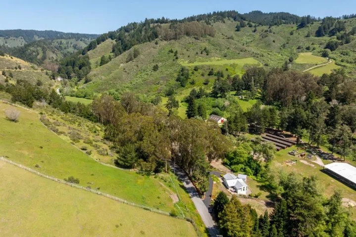 2570 Purisima Creek Road, Half Moon Bay, California 94019