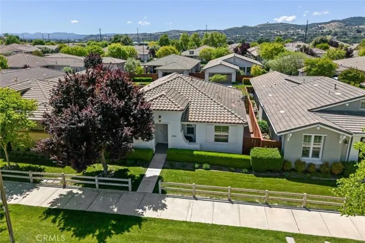 2563 Clubhouse, Paso Robles, California 93446