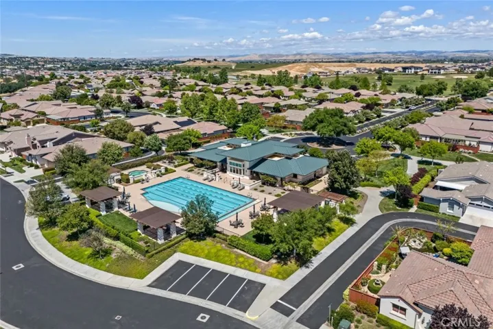 Traditions Olympic sized pool, spa, gym