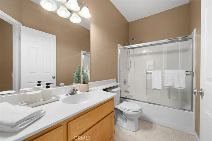 Hall Bathroom