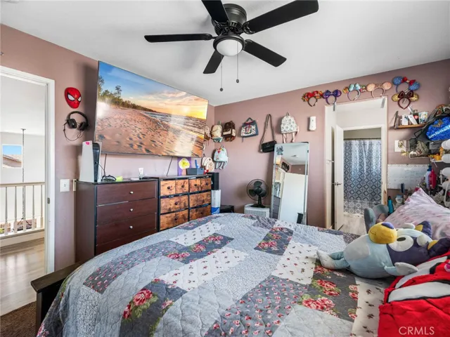 2nd bedroom
