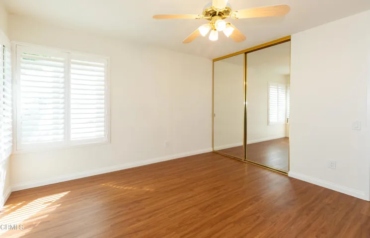 15 1106 Village 1 (Camarillo CA)