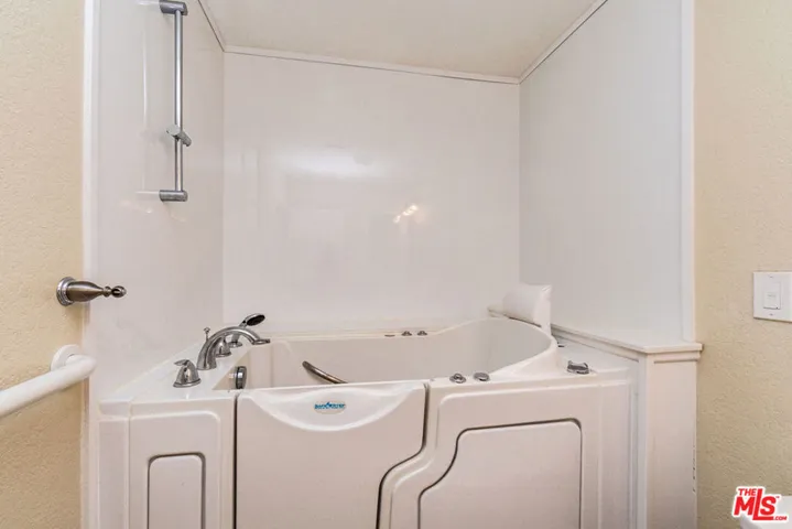 1956 Leven Avenue, Camarillo, California 93010