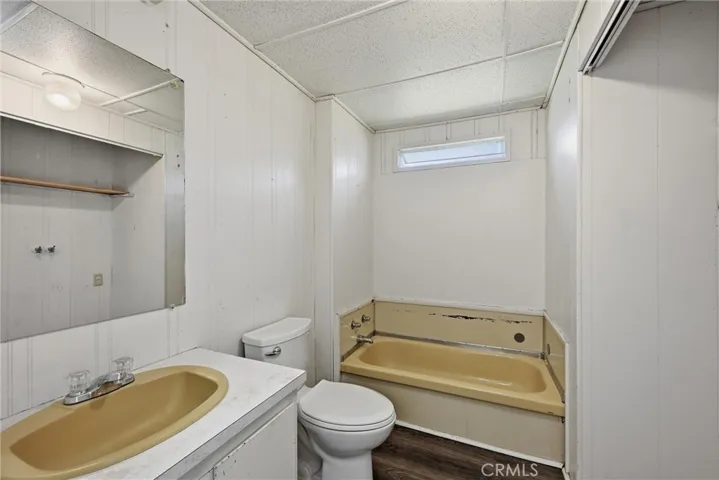 Hall bathroom; closet area on right is for washer/dryer