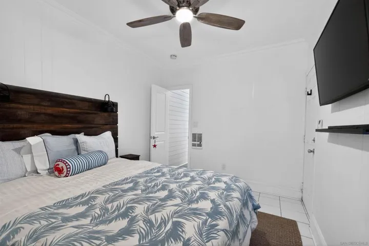 2009 Bacon Street, San Diego, California 92107
