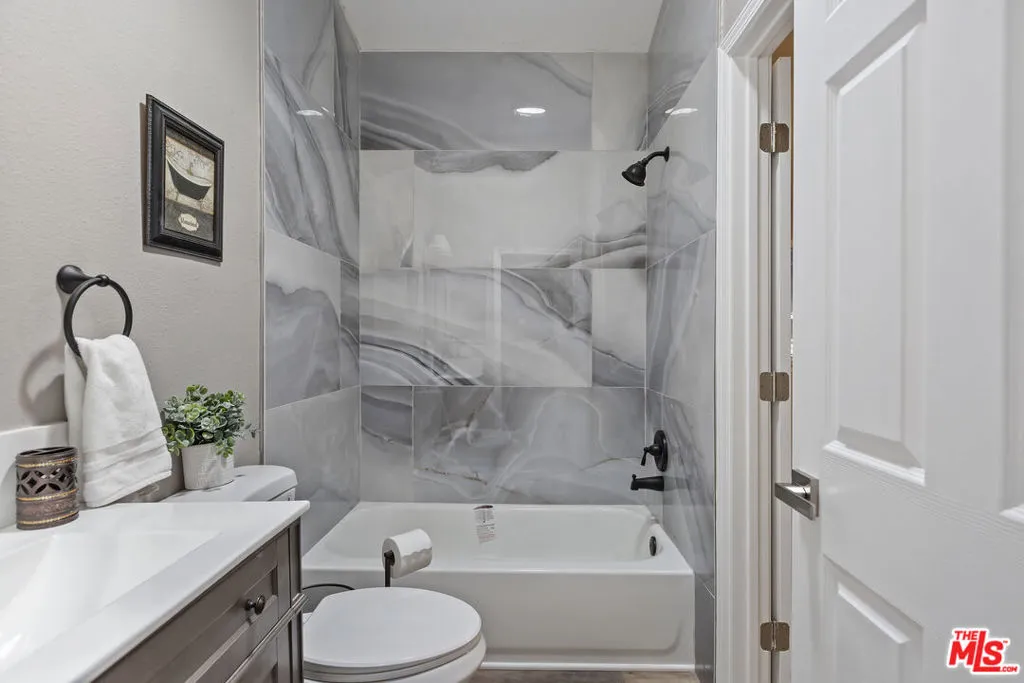 Guest Full Bathroom with New F