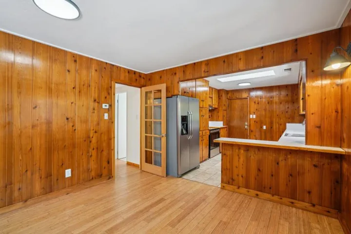 11-web-or-mls-Strawberry Valley Dr-S1604