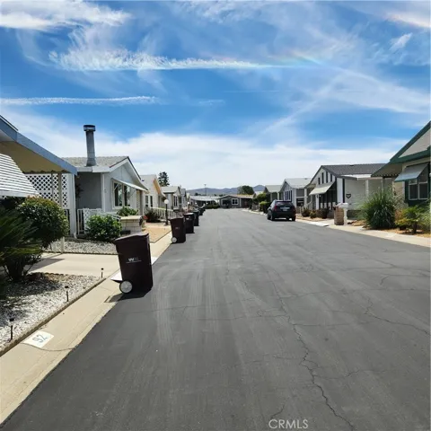 24600 Mountain Avenue 92, Hemet, California 92544