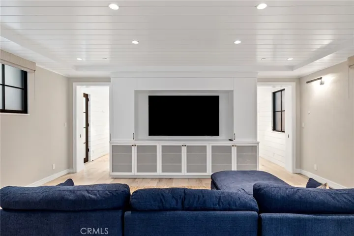 2428 The Strand, Hermosa Beach, California 90254