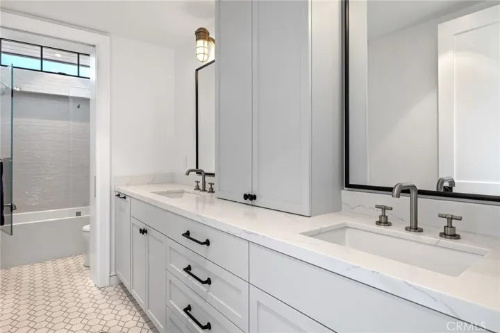 2428 The Strand, Hermosa Beach, California 90254