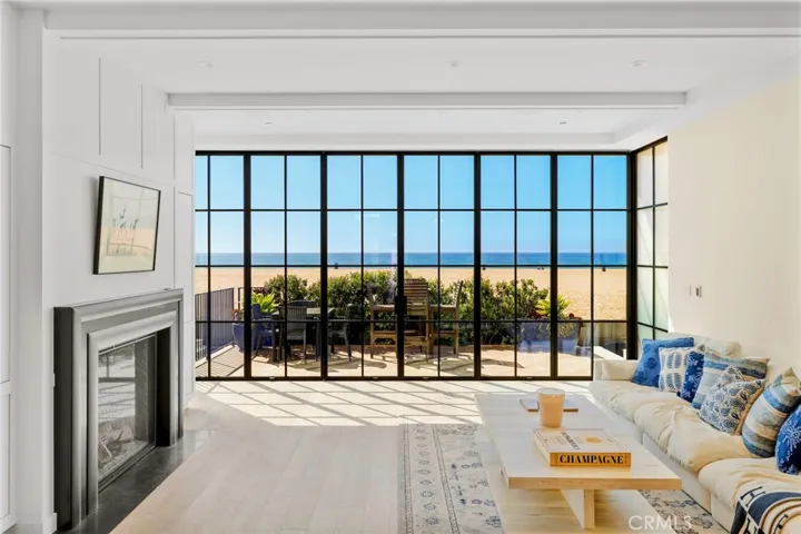 2428 The Strand, Hermosa Beach, California 90254