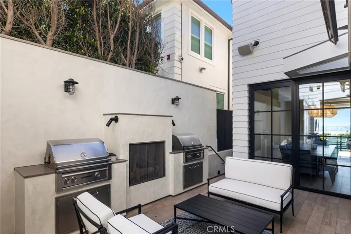 2428 The Strand, Hermosa Beach, California 90254