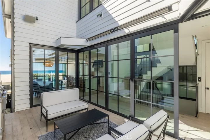 2428 The Strand, Hermosa Beach, California 90254