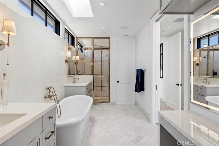 2428 The Strand, Hermosa Beach, California 90254