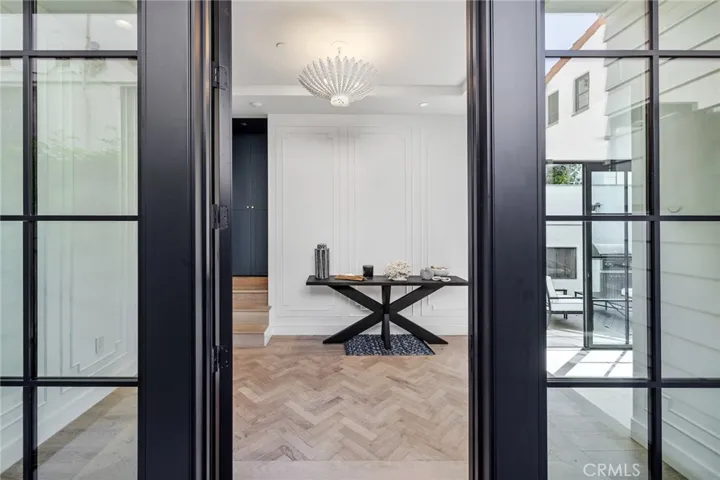 2428 The Strand, Hermosa Beach, California 90254