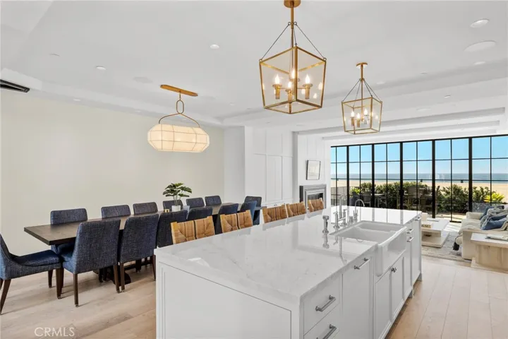 2428 The Strand, Hermosa Beach, California 90254