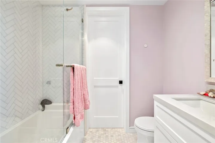 2428 The Strand, Hermosa Beach, California 90254