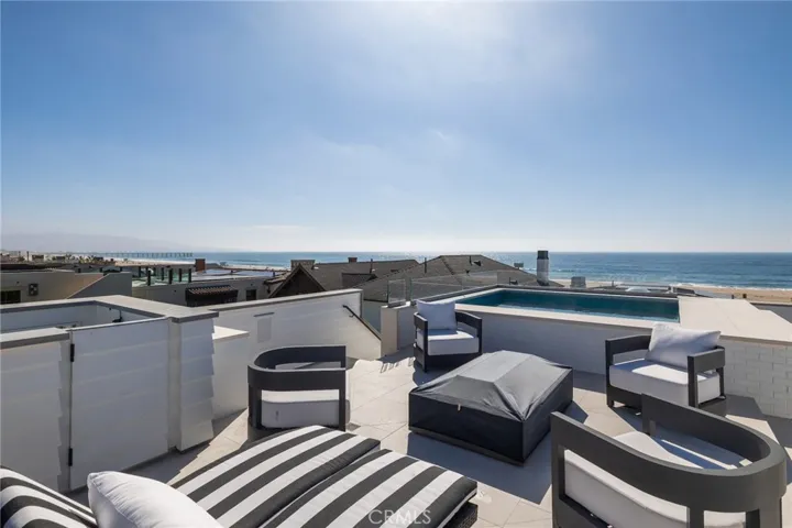 2428 The Strand, Hermosa Beach, California 90254