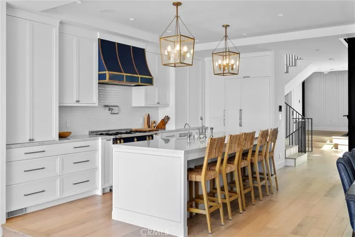 2428 The Strand, Hermosa Beach, California 90254