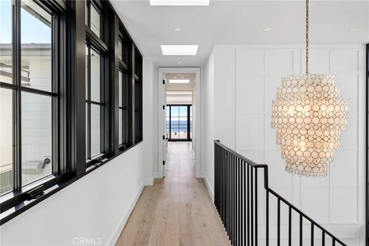 2428 The Strand, Hermosa Beach, California 90254