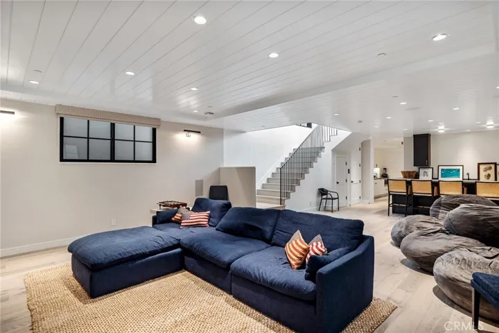 2428 The Strand, Hermosa Beach, California 90254