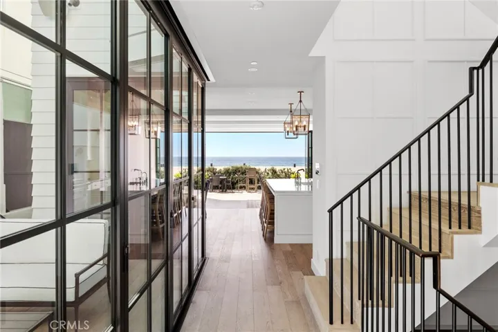2428 The Strand, Hermosa Beach, California 90254