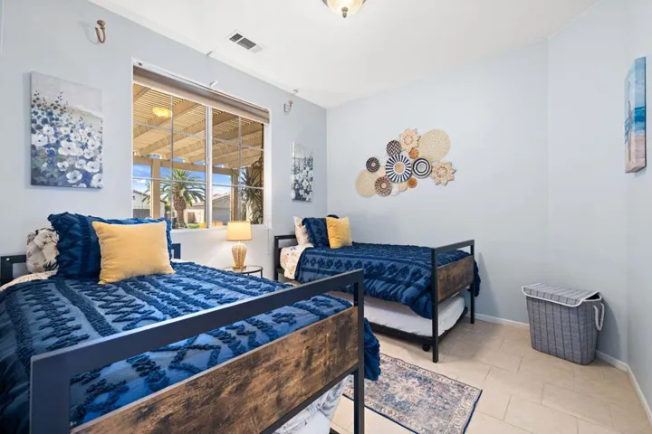 56-web-or-mls-8M4A6465