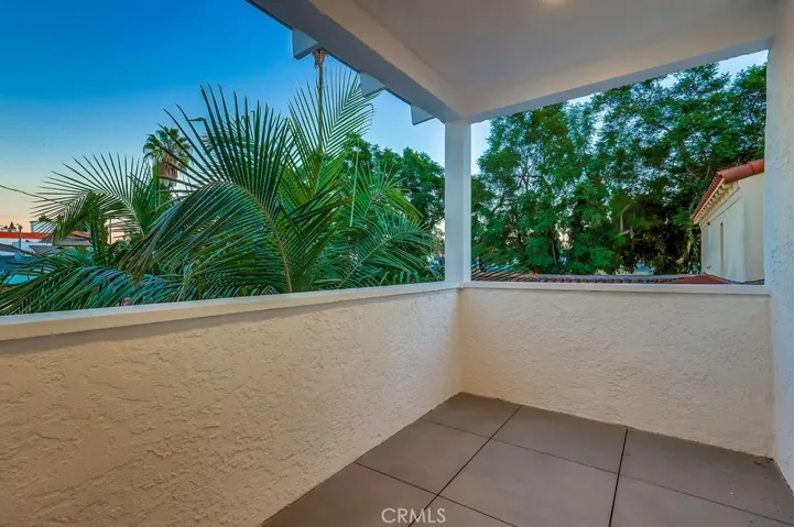 4016 6th Avenue, Leimert Park, California 90008