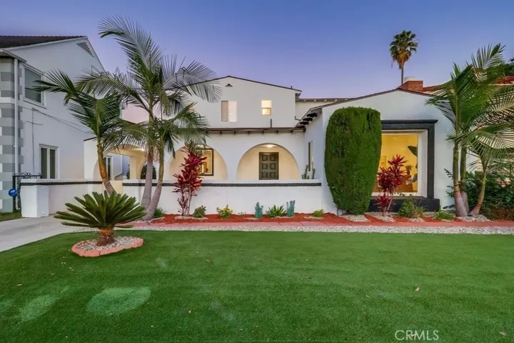 4016 6th Avenue, Leimert Park, California 90008