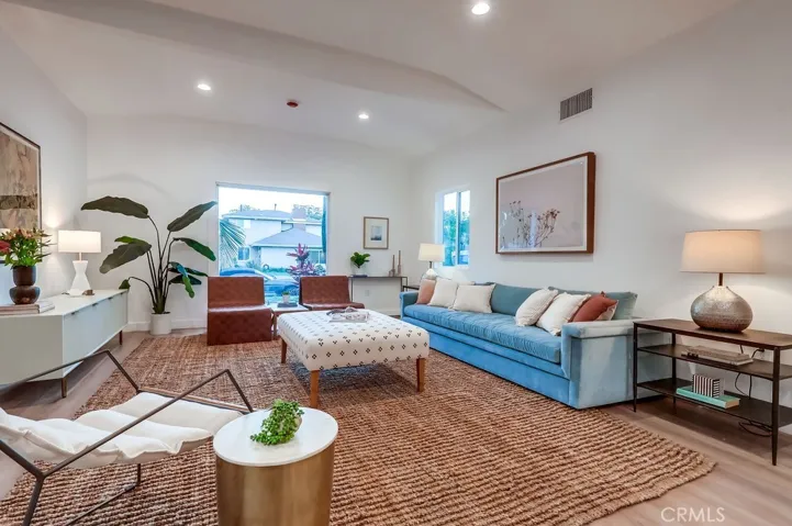 4016 6th Avenue, Leimert Park, California 90008