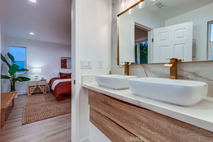 4016 6th Avenue, Leimert Park, California 90008