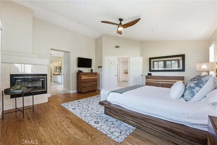 A very spacious suite