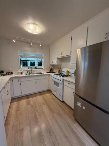 460 Rodriguez Street, Santa Cruz, California 95062