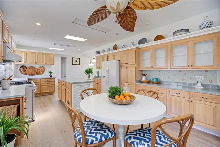 Kitchen VS