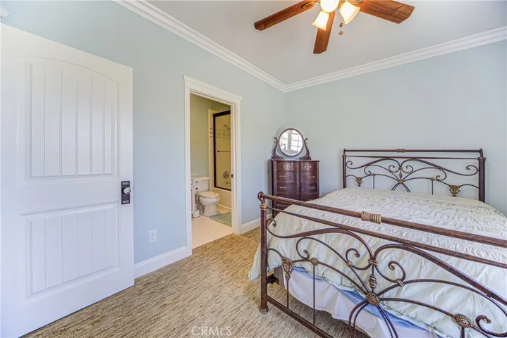 Secondary bedroom with en-suite