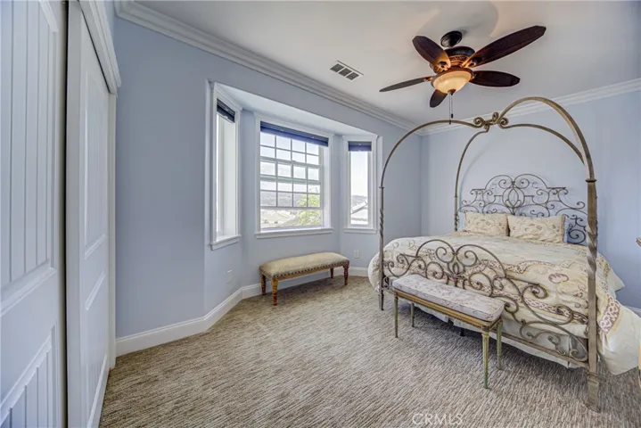 Secondary bedroom