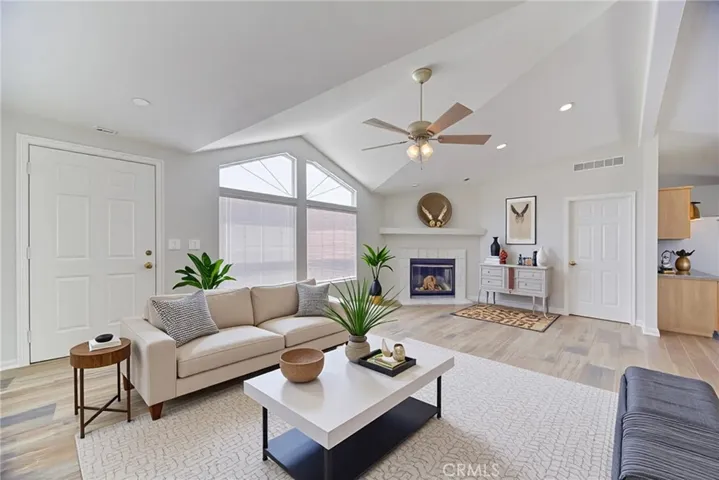 Living room VS
