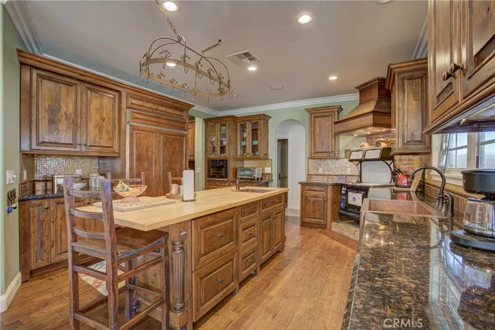 39911 Green Meadow Road, Temecula, California 92592