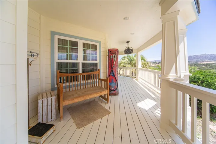 39911 Green Meadow Road, Temecula, California 92592
