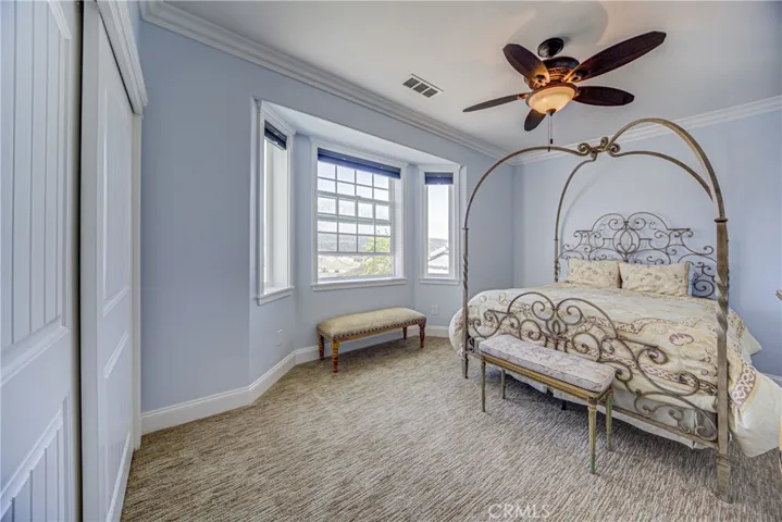Secondary bedroom